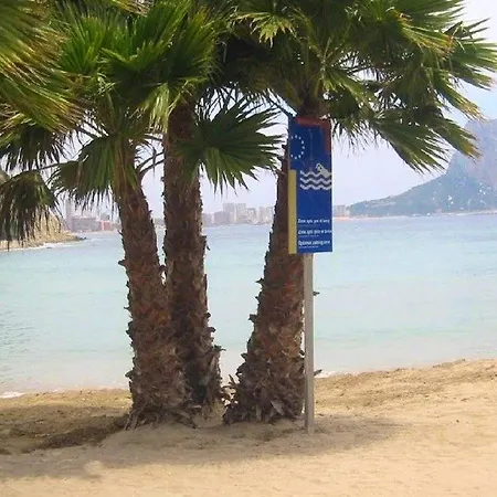 With 3 Bedrooms In With Shared Pool Furnished Terrace And Wifi Appartement Calp