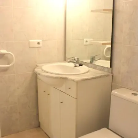 With 3 Bedrooms In With Shared Pool Furnished Terrace And Wifi * Calp